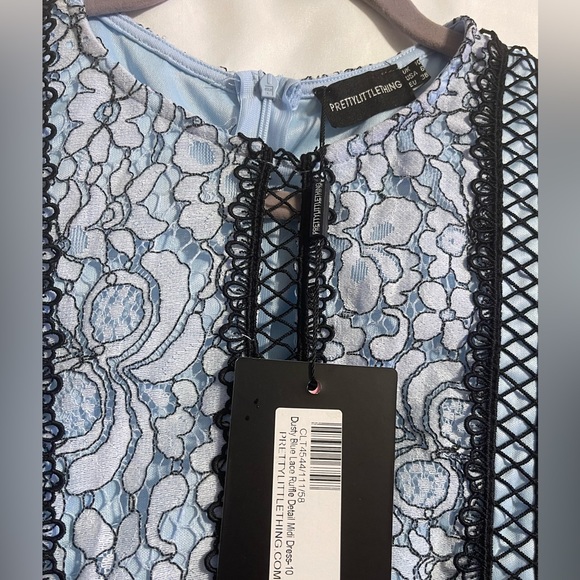 PrettyLittleThing Blue Lace Dress - Picture 3 of 3